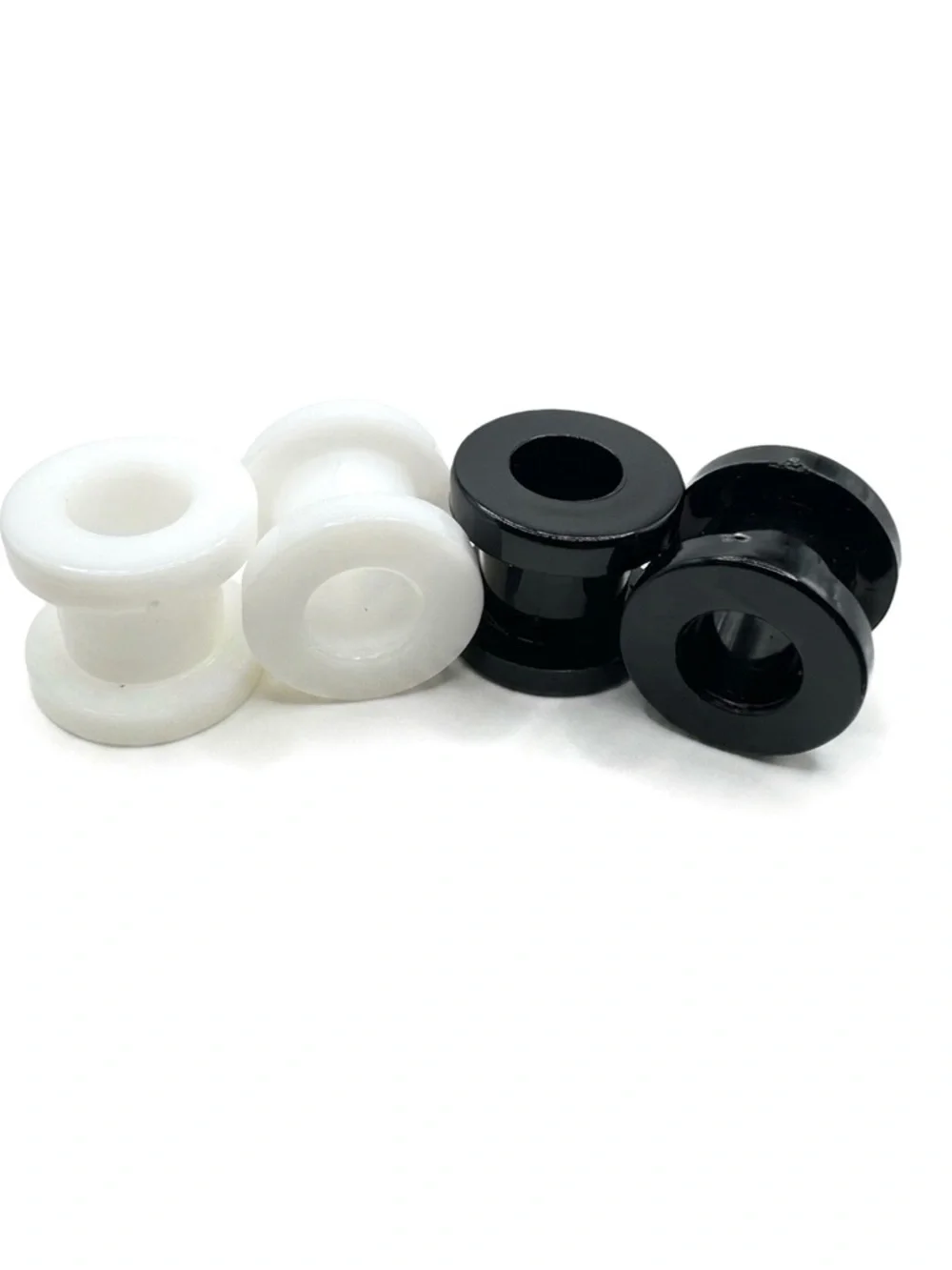 Set of 2 Pairs 0g Acrylic Ear Gauges Plugs Screw on Tunnels - Black & White